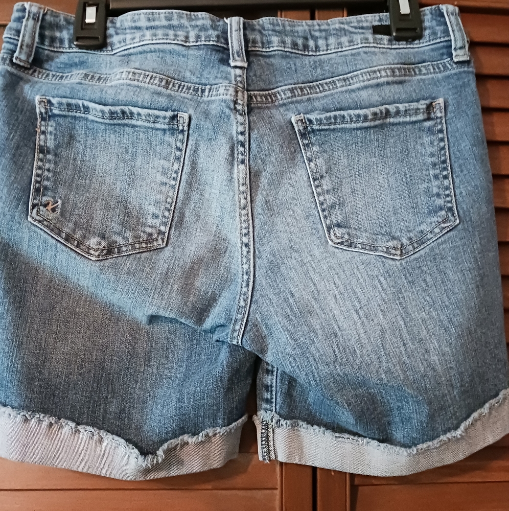 Kut from the Kloth Mid-Rise Boyfriend Shorts